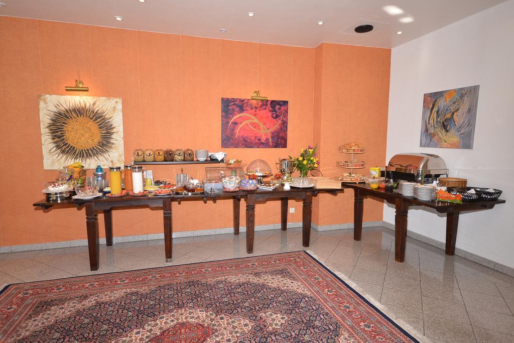 Alpha Hotel Garni 디에첸바흐 외부 사진
